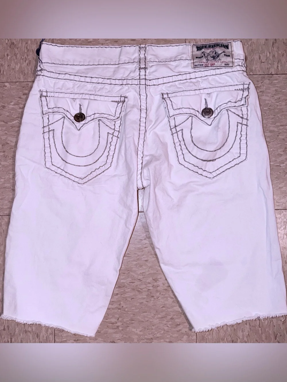True Religion*Ultra Rare*Cutoffs w/Flaps & Big T Stitching in Boi White/Grey 36